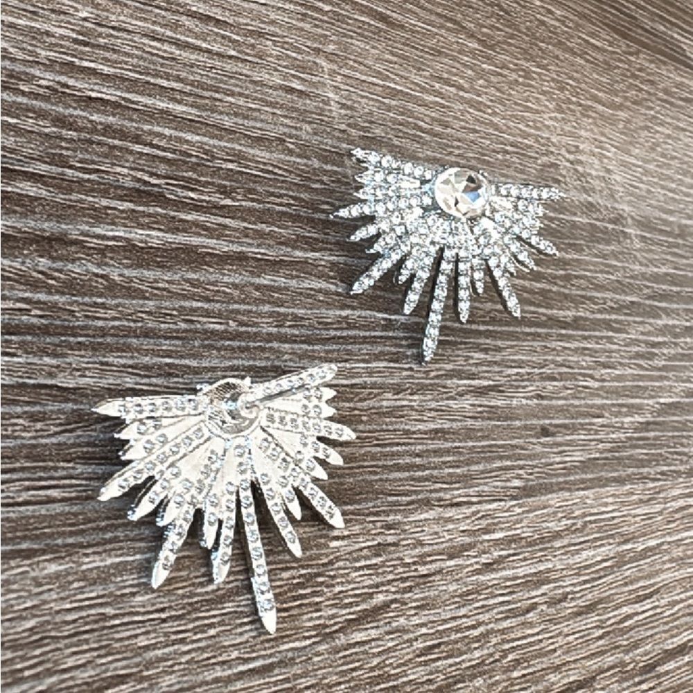 Silver statement stud  A232 - Picture 5 of 5